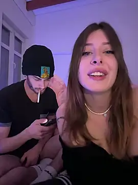 Chaos_and_cream - Lick her Pussy +1min 😋 LT Gets Boob Pic