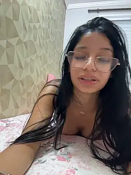 FadaPerigosa - Ficar peladinha e brincar com a ppka🔥