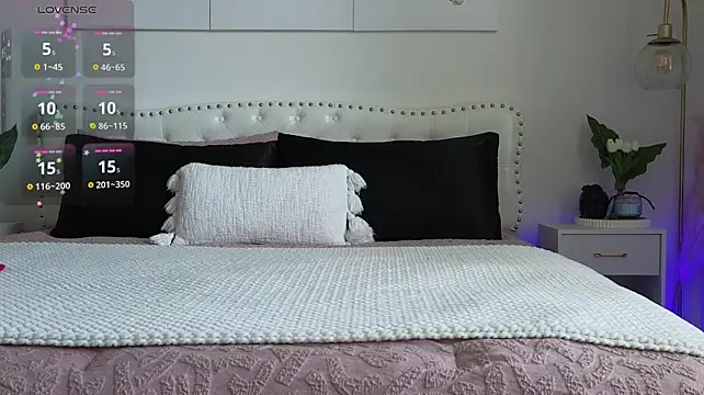 ViolettBaby - ♥♥♥ DOWBLE PENETRATION WITH SQWIRT ♥♥♥
