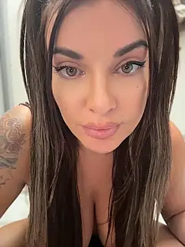 JessycaFlame - Squirt vacuum pussy