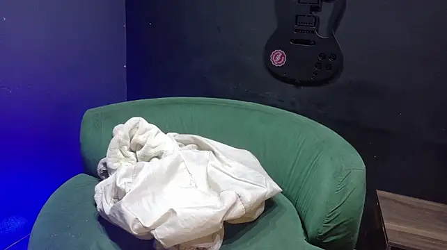 BlairVixen - FULL NAKED