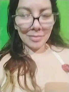 Shio_26 - Está frío, podes calentarme ? 🥺