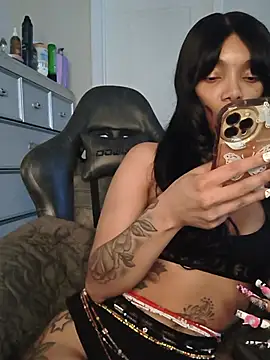 Butterflybootyy - Naked twerk