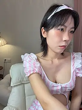 Nanako99 - 坐脸揉胸