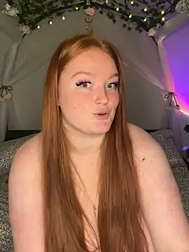 Flame_fantasy_xx - Close up view of under boobs (3 min)