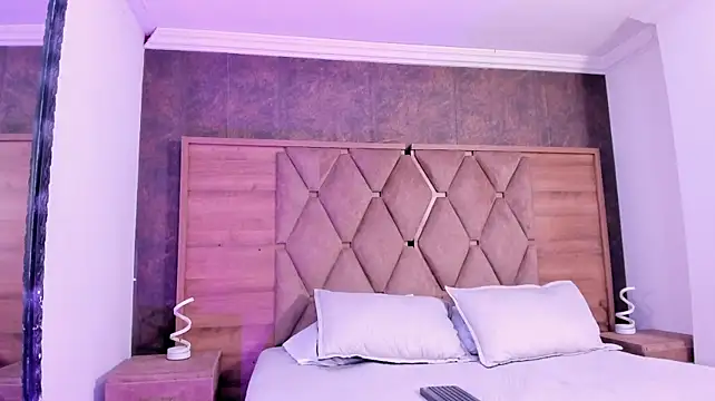 TaylorAndThalia - Fucking pussy+cum on the fase👿🔥🍆💦