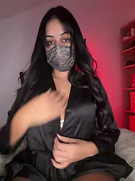 Queen-chamss - Play pussy from outside 🤭❤️‍🔥💦💦😋😋