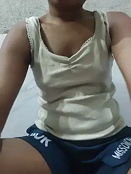 SWEETY_LADKI - BOOBS SHOW AND NIPPLE PINCH TIGHTLY
