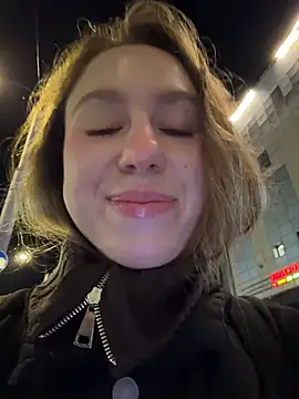 Outdoor-houndour - spread pussy wide on your face