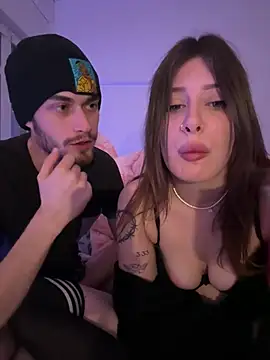 Chaos_and_cream - Lick her Pussy +1min 😋 LT Gets Boob Pic