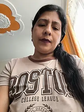 Antonella_SW1 - Ice on my boobs 🧊