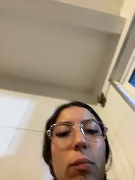 Julieth_ec_ - Suck dildo