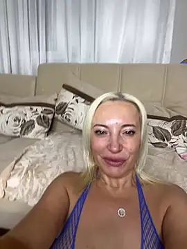 Eva07 - Fingers inside my wet pussy, mmm �
