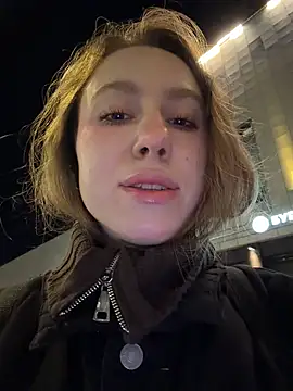 Outdoor-houndour - spread pussy wide on your face