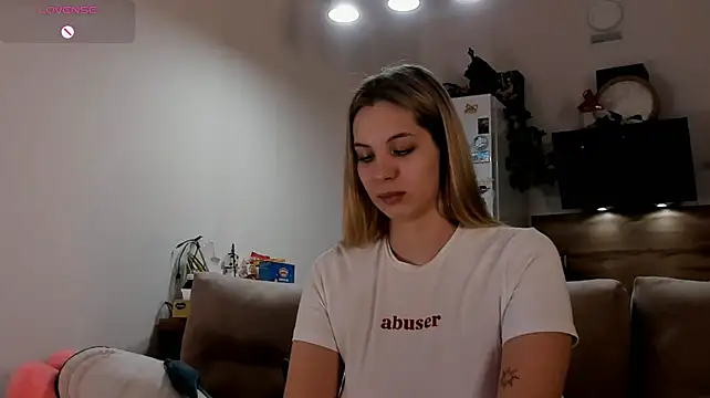 Hot__K - wet my pussy
