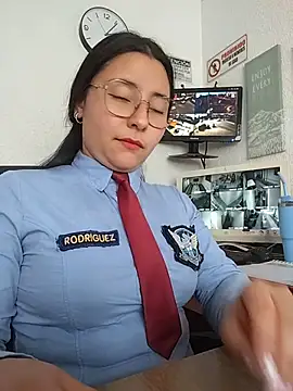 Queen_linda1 - Dildo in pussy under desk  🥵🔥💦