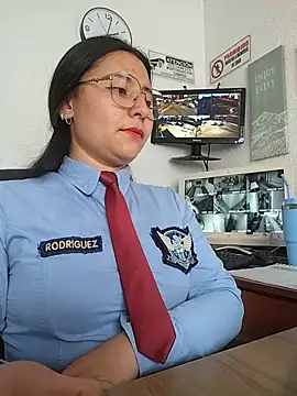 Queen_linda1 - Dildo in pussy under desk  🥵🔥💦