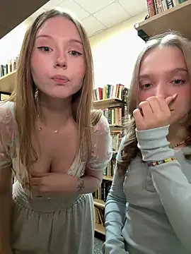 Bambi_lu - JENNY PINCH NAKED NIPPLES! O M G