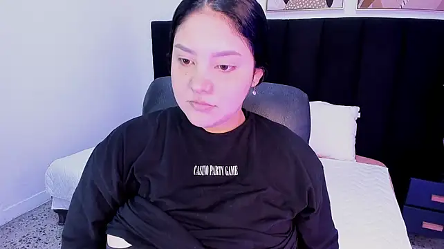 Dullce77 - I write your name on my tits