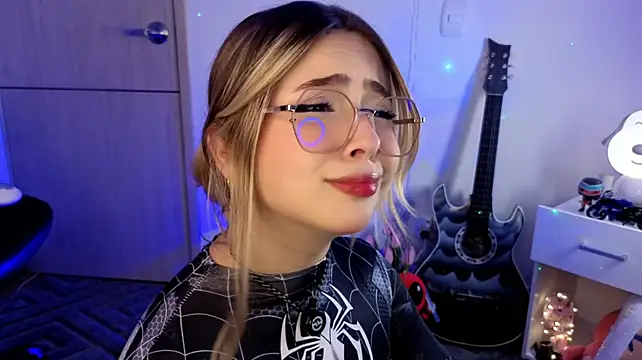 EmilyMiller_ - ANAL PLUG + SPANK*15