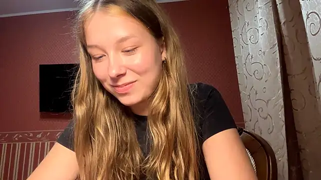 VaelZira - Tease you with my top😍😍