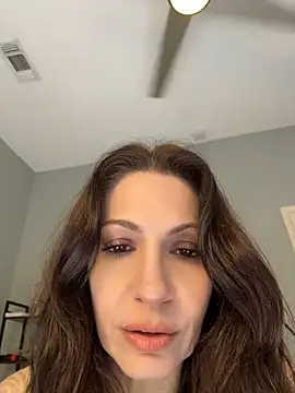 BeautifulMesss - Open pussy squirt