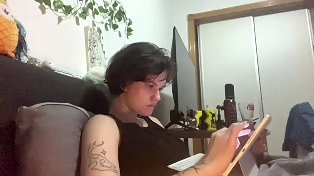 HeyFriren - sent u my hot Video ANAL and we go pvt