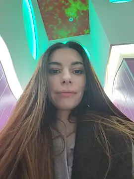 AmelieCrystal - slidemy fingers inside my pussy >_<