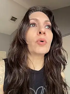 BeautifulMesss - Open pussy squirt