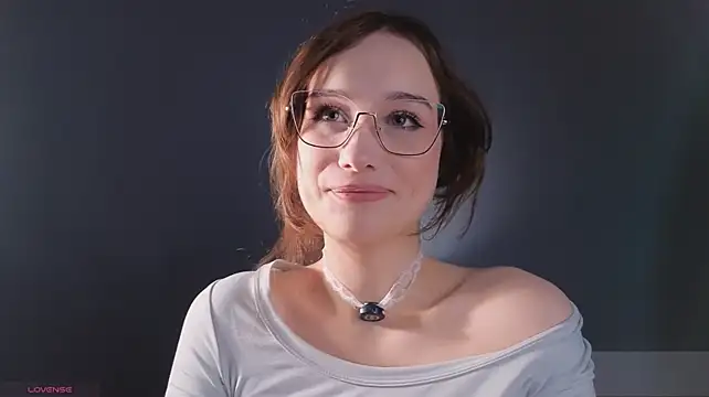 Kalimerra - pinch nipples through top