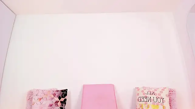 IsabellaJames - Sensual Streaptese 🫰