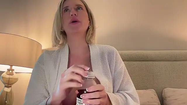 Xoxoxjenn - DILDO FUCK - LT CHOOSES POSITION