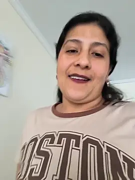 Antonella_SW1 - Ice on my boobs 🧊