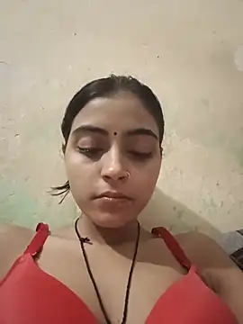 Nandundi - Show pussy in public