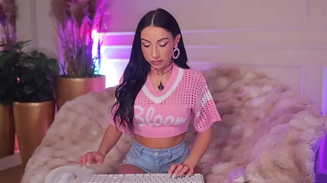 Anais_Bloom - Get Me Hot