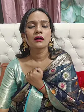 Dipak_kalal_chudai - bed tease panty off
