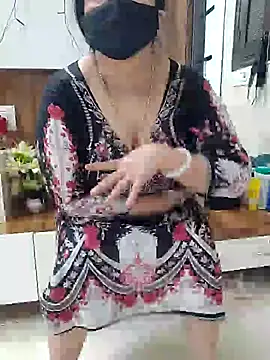 OneLifeBabby - Boobs open