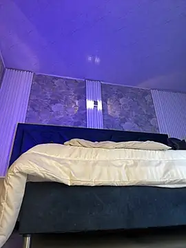 MollyCruz - squats ANAL harder and faster🥵