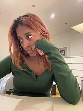 DonnaShy - Lingerie try-on, 3 outfits😘