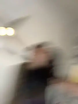 BeautifulMesss - Pussy play door open roomate downstairs