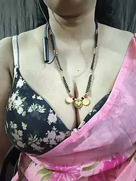 Bhuvana_555 - Boobs on honey