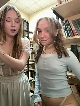 Bambi_lu - Lulu show Jenny how to spank ass good!🧨