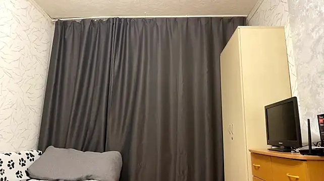 TennisKate - hand bra