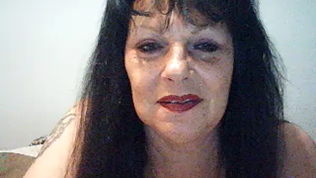 LadyCHARMS69 - Live better