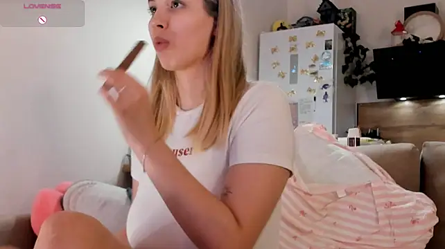 Hot__K - wet my pussy