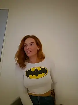 Sweetsophie69 - boobs out 5 min
