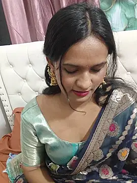 Dipak_kalal_chudai - bed tease panty off
