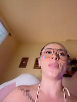 Chloe_rockss_ - I put my paddle in my pussy