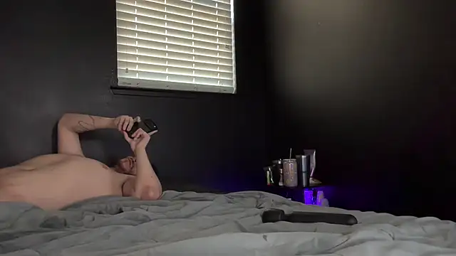 Hungandcloudy - HUGE CUMSHOTTT