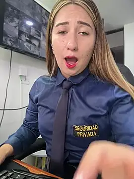 Suzy-111 - 👿SUCK BALLS to COWORKER💕